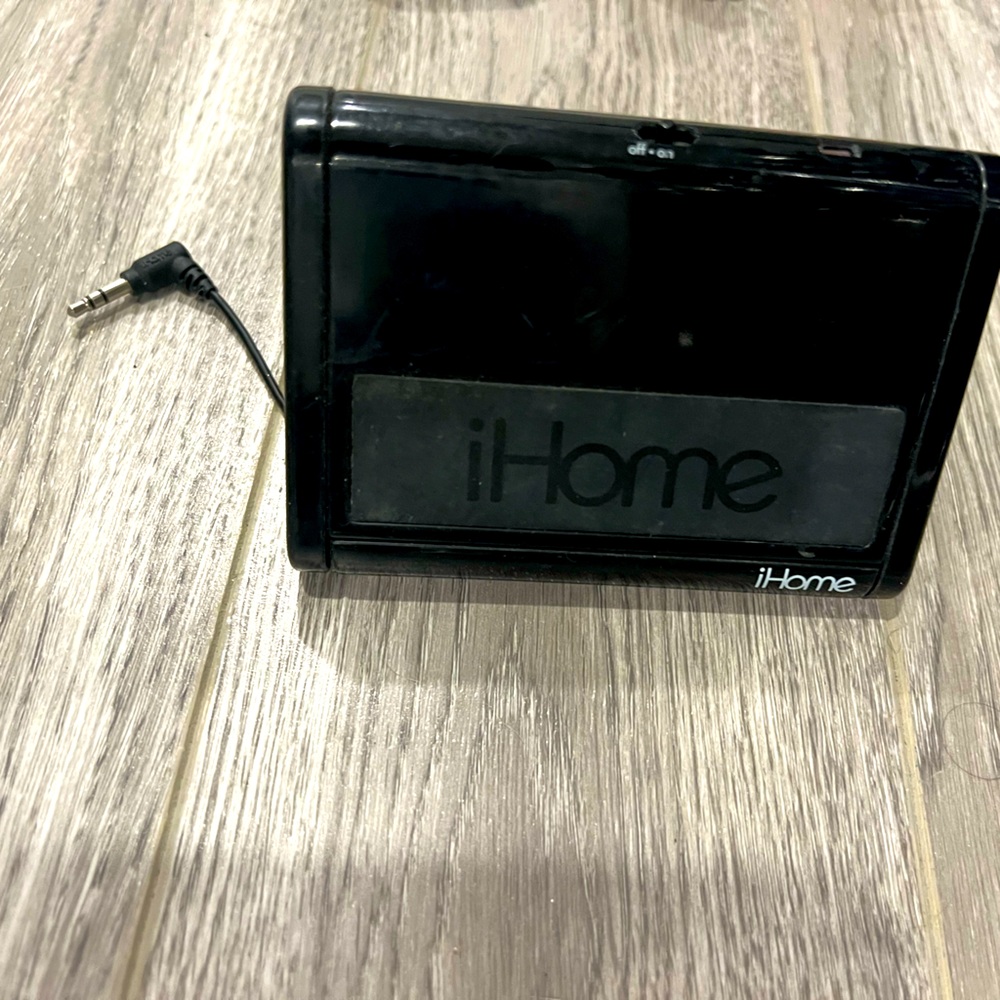 Vintage IHome speaker